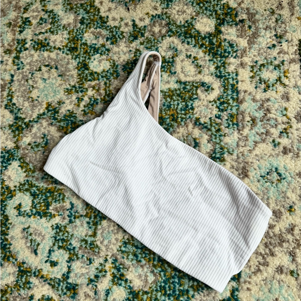 LULULEMON ONE SHOULDER BRA | WHITE | RIBBED